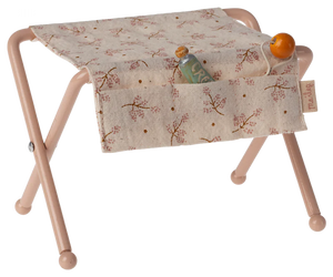 Maileg - Nursery Table, Baby Mouse - Rose