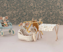 Load image into Gallery viewer, Maileg - Nursery Table, Baby Mouse - Rose