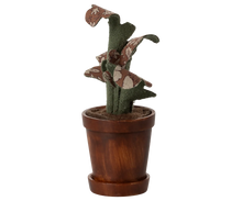 Load image into Gallery viewer, Maileg - Flower Pot with Plant, Miniature