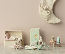 Load image into Gallery viewer, Tooth Fairy Mouse, Little Sister in Matchbox-Polka dot
