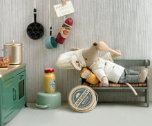 Load image into Gallery viewer, Chef Mouse with Soup Pot and Spoon, Big Brother