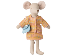 Load image into Gallery viewer, Maileg - Suit, Mum Mouse