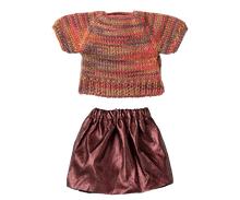 Load image into Gallery viewer, Maileg - Skirt and Knitted Blouse, Mum Mouse