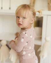 Load image into Gallery viewer, Quincy Mae - Bamboo Pajama Set - Pink Ghosts