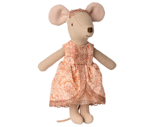 Load image into Gallery viewer, Maileg - Princess and the Pea, Big Sister Mouse