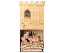 Load image into Gallery viewer, Maileg - Princess and the Pea, Big Sister Mouse
