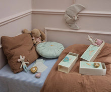Load image into Gallery viewer, Tooth Fairy Mouse, Little Sister in Matchbox-Polka dot