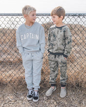 Load image into Gallery viewer, Feather 4 Arrow - Bowie Camo Fleece Jogger - Oil Green