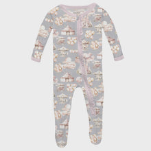 Load image into Gallery viewer, Kickee Pants - Print Muffin Ruffle Footie With 2 Way Zipper - Dove Princess Dreams