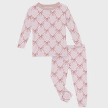 Load image into Gallery viewer, Pink Chicken - Print Long Sleeve Pajama Set - Shrinking Violet Bow Lattice