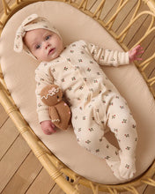 Load image into Gallery viewer, Quincy Mae - Hidden Snap Footie - Holly Berry