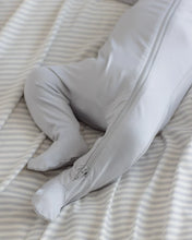 Load image into Gallery viewer, Quincy Mae - Bamboo Zip Footie - Cloud