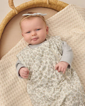 Load image into Gallery viewer, Quincy Mae - Bamboo Sleep Bag - Blue Floral
