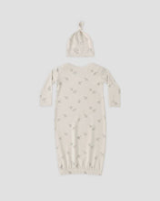 Load image into Gallery viewer, Quincy Mae - Bamboo Baby Gown + Hat Set - Elephants