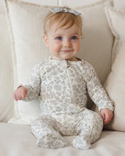 Load image into Gallery viewer, Quincy Mae - Bamboo Zip Footie - Blue Floral