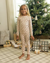 Load image into Gallery viewer, Rylee + Cru - Organic Long Sleeve Pajama Set - Holly Berry