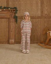 Load image into Gallery viewer, Rylee + Cru - Ruffle Pajamas - Holiday Flannel