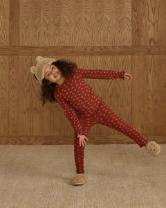 Rylee + Cru - Ribbed Long Sleeve Top - Ruby Ditsy