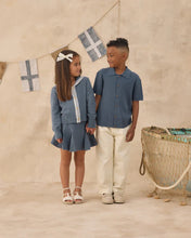 Load image into Gallery viewer, Rylee + Cru - Aiden Polo - Marine