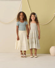 Load image into Gallery viewer, RYLEE + CRU - TAYLOR DRESS - GREEN FLEUR