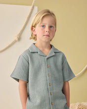 Load image into Gallery viewer, RYLEE + CRU - LAPEL COLLAR SHIRT - SEA GREEN