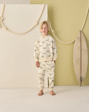 Load image into Gallery viewer, RYLEE + CRU - RELAXED SWEATSHIRT - ALLIGATORS