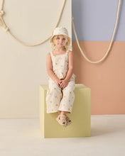 Load image into Gallery viewer, RYLEE + CRU - KAYLI SET - EMBROIDERED DAISIES