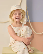 Load image into Gallery viewer, RYLEE + CRU - KAYLI SET - EMBROIDERED DAISIES