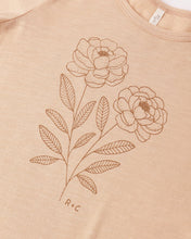 Load image into Gallery viewer, RYLEE + CRU - BASIC TEE - PEONY