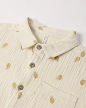Load image into Gallery viewer, RYLEE + CRU - COLLARED SHORT SLEEVE SHIRT - PINEAPPLE