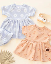 Load image into Gallery viewer, RYLEE + CRU - RAGLAN DRESS - PERIWINKLE DAISY