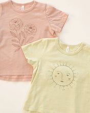 Load image into Gallery viewer, RYLEE + CRU - BASIC TEE - PEONY
