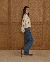 Load image into Gallery viewer, Rylee + Cru - Boxy Crop Cardigan Teen - Winter Daisy Embroidery