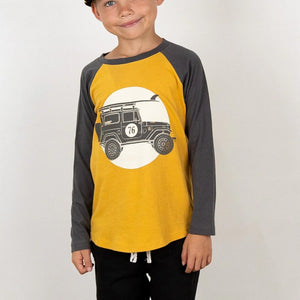 Tiny Whales - Trailblazer LS Raglan - Black/Vintage Gold