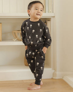 Quincy Mae - Relaxed Fleece Sweatpant - Crossbones