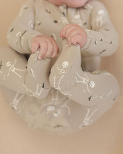 Quincy Mae - Bamboo Zip Footie - Skeletons