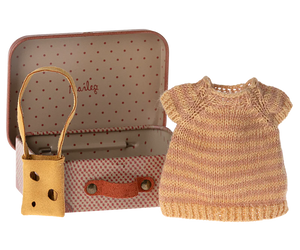 Maileg - Knitted Dress and Bag in Suitcase - Big Sister Mouse