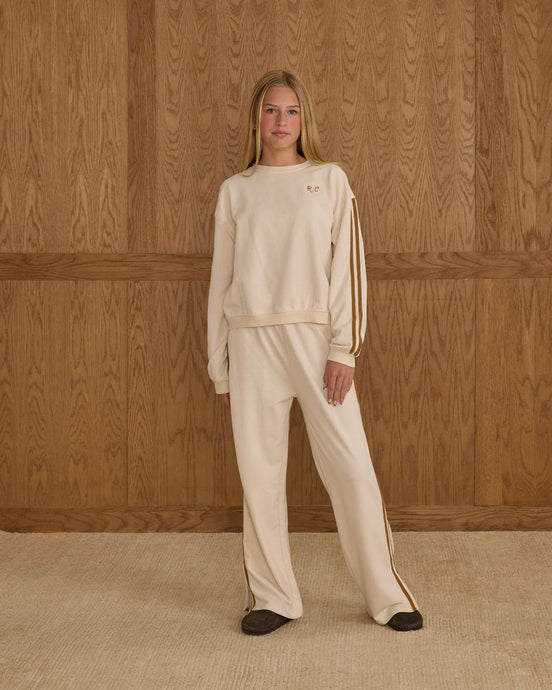 Rylee + Oversized Sweatshirt - Natural
