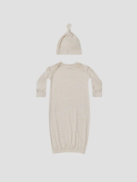 Quincy Mae - Bamboo Knotted Baby Gown + Hat Set - Oat Check