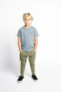 Munsterkids - v Putyourfeetup Pant - Mineral Dusty Olive
