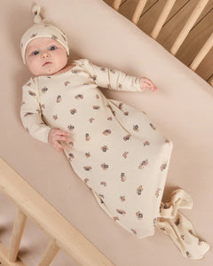 Quincy Mae - Knotted Baby Gown + Hat Set - Wild Flowers