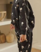 Load image into Gallery viewer, Quincy Mae - Relaxed Fleece Sweatpant - Crossbones