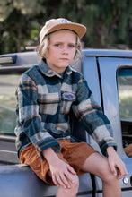 Load image into Gallery viewer, Seaesta Surf - Patch Flannel Shirt - Emerald