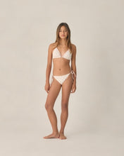 Load image into Gallery viewer, RYLEE + CRU - TEEN TRIANGLE BIKINI SET - BLOSSOM
