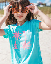 Load image into Gallery viewer, Feather 4 Arrow - Wavy Palm Everyday Tee - Beach Glass