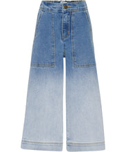 Load image into Gallery viewer, Molo - Alyna Jeans - Faded Blue Denim