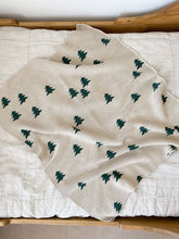 Load image into Gallery viewer, Fin &amp; Vince - Knit Pine Tree Blanket - Baby 30 x 40in