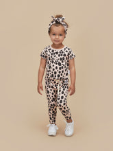 Load image into Gallery viewer, Ocelot Rib Leggings - Bright Rose