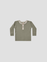 Load image into Gallery viewer, Quincy Mae - Organic Ribbed Long Sleeve Henley - Fern