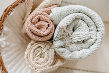 Load image into Gallery viewer, Fin &amp; Vince - Cozy Waffle Blanket Baby - Peach